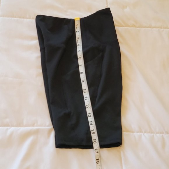 Ododos black hiking, yoga, running, athletic, bike shorts with  pockets Sz: S - Picture 5 of 7